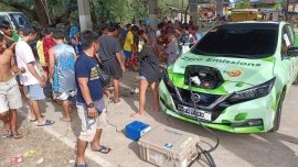 Nissan LEAF transforms to mobile phone charging station in Cebu