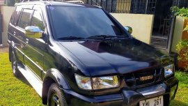 Selling Black Isuzu Crosswind 2003 in Marikina