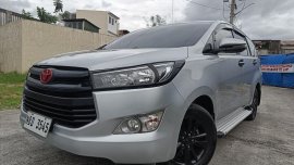 Silver Toyota Innova 2019 for sale 