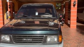 Black Isuzu Hi-lander Crosswind 1998 for sale in Floridablanca