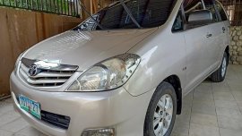 Brightsilver Toyota Innova 2011 for sale in Cainta