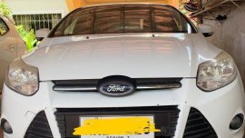 Sell Pearl White 2014 Ford Focus in Cordova
