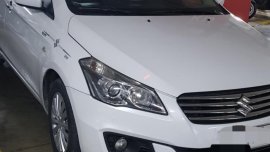 Pearl White Suzuki Ciaz 2018 for sale in Manual