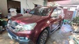Selling Red Isuzu MU-X 2017 in Mauban