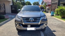 Selling Silver Toyota Fortuner 2018 in Las Piñas