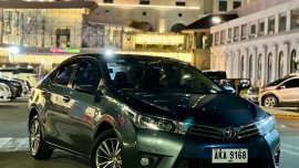 Selling Silver Toyota Corolla 2015 in Makati