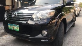 Black Toyota Fortuner 2013 for sale in Quezon