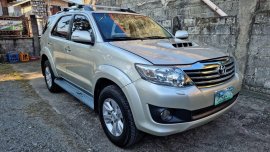 Silver Toyota Fortuner 2013 for sale in Manila