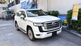 Selling White Toyota Land Cruiser 2022 in Quezon