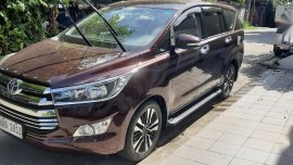 Selling Red Toyota Innova 2017 in Valenzuela
