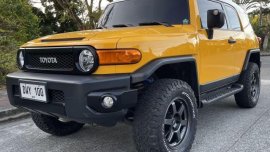 Yellow Toyota FJ Cruiser 2015 for sale in Caloocan 
