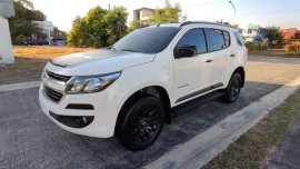 Selling Pearl White Chevrolet Trailblazer 2020 in Imus