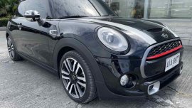 Selling Black Mini Cooper S 2015 in Pasig