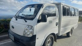 Selling Pearl White Kia K2700 2010 in Imus