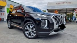 Selling Black Hyundai Palisade 2020 in Makati