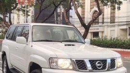 Selling White Nissan Patrol 2013 in Quezon