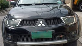 Selling Black Mitsubishi Montero 2010 in Manila