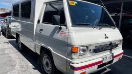 Mitsubishi L300 2017 Exceed w/ Dual AC