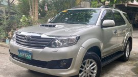 Pearl White Toyota Fortuner 2014 for sale in Valenzuela