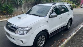 Sell White 2008 Toyota Fortuner in Manila