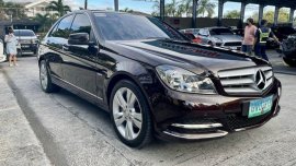 Selling Red Mercedes-Benz C200 2012 in Pasig