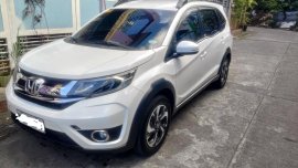 White Honda BR-V 2018 for sale in Automatic