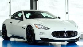 Selling White Maserati GranTurismo 2013 in Quezon