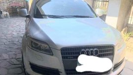 Pearl White Audi Q7 2007 for sale in Makati 