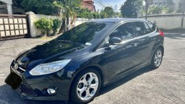 Selling Black Ford Focus 2014 in Makati