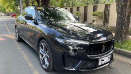 Selling Black Maserati Levante 2020 in Makati
