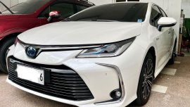 Selling Pearl White Toyota Corolla Altis 2020 in Taguig
