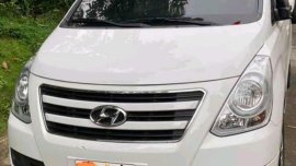 Selling White Hyundai Starex 2018 in Taguig