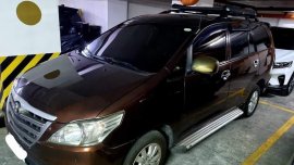 Red Toyota Innova 2015 for sale in Makati