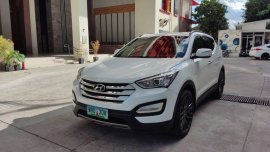 Sell White 2014 Hyundai Santa Fe in Angeles