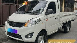 Selling Pearl White Foton Gratour 2020 in Quezon City