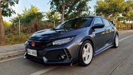 Grey Honda Civic 2018 for sale in Quezon City