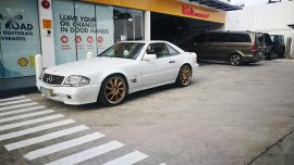 Selling Pearl White Mercedes-Benz Sl-Class 1989 in Cebu 