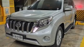 Selling Pearl White Toyota Land cruiser prado 2015 in San Juan