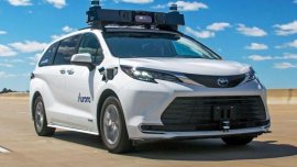 Toyota starts testing self-driving ride-hailing fleet