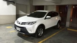 White Toyota Rav4 2016 for sale in Automatic