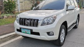 Selling Pearl White Toyota Land cruiser prado 2012 in Manila