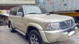 Selling Pearl White Nissan Patrol 2000 in Parañaque