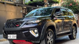 Selling Black Toyota Fortuner 2017 in Quezon City