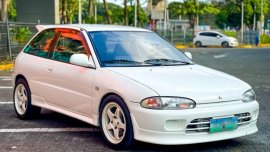 Selling White Mitsubishi Mirage 1993 in Quezon 