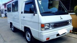 Selling White Mitsubishi L300 2017 in Santa Rosa