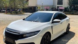 Selling Pearl White Honda Civic 2016 in Pateros