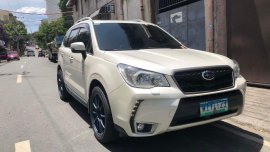 Selling Pearl White Subaru Forester 2013 in Pasig