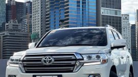 Selling Pearl White Toyota Land Cruiser 2016 in Pasig
