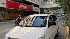 White Toyota Innova 2015 for sale in Kalibo