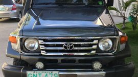 Black Toyota Land Cruiser 2000 for sale in Angeles 